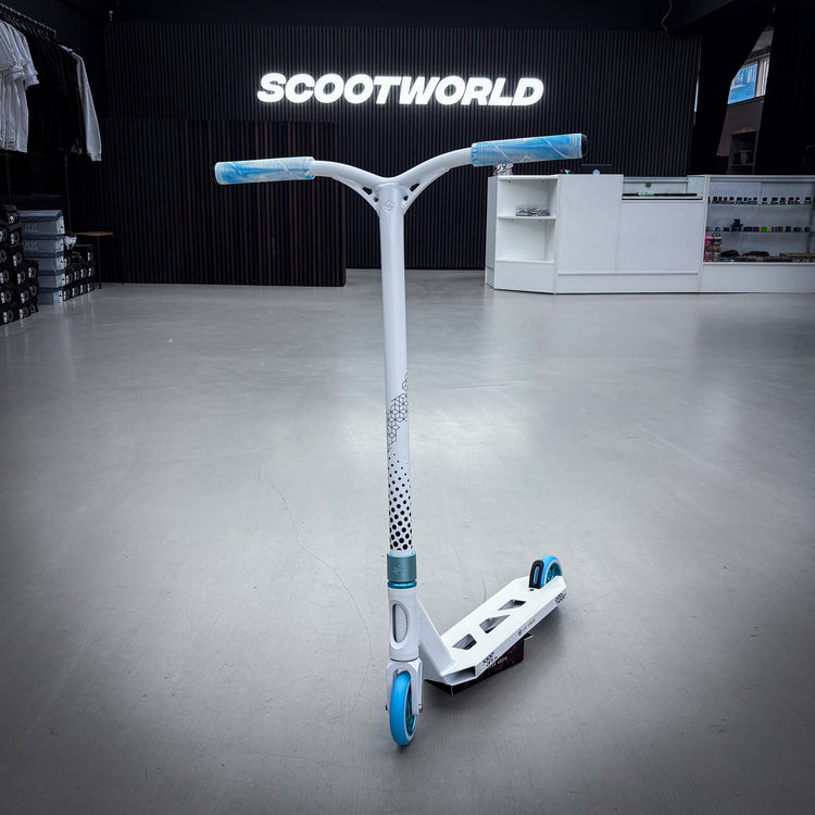 Striker Lux V2 White/Teal Custom Løbehjul - White/Teal-ScootWorld.dk