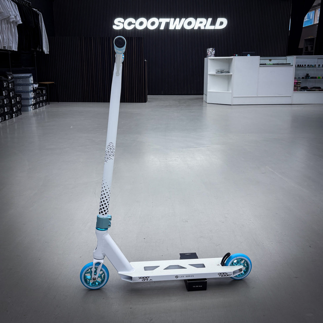 Striker Lux V2 White/Teal Custom Løbehjul - White/Teal-ScootWorld.dk